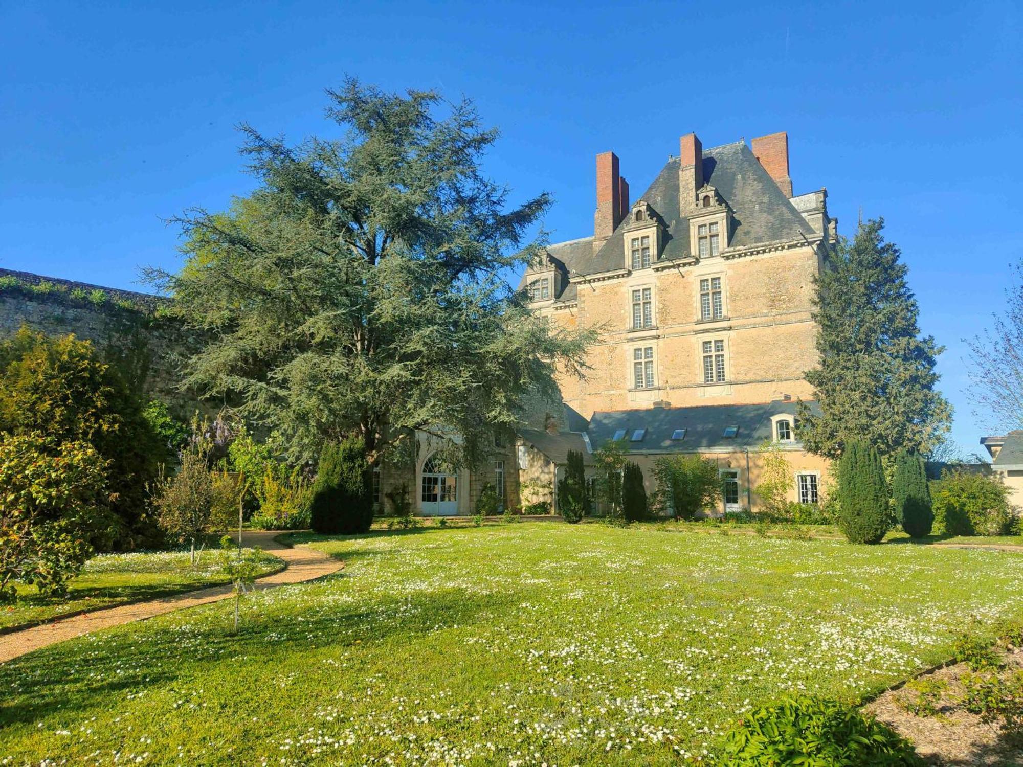 Les Jardins De L'Orangerie Apartment Durtal Exterior photo